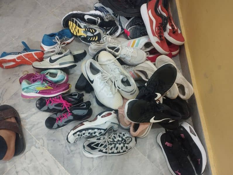 Used shoes lot for sale in Islamabad 7