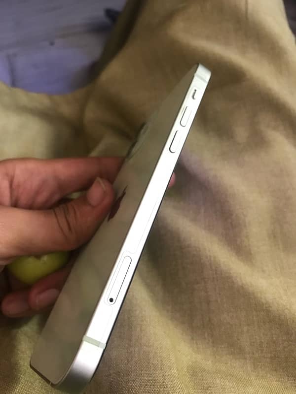 Iphone 12 256gb With Box 4