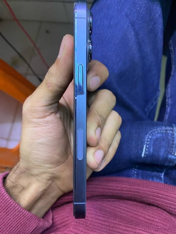 iphone 13 pro Factory Unlocked 2