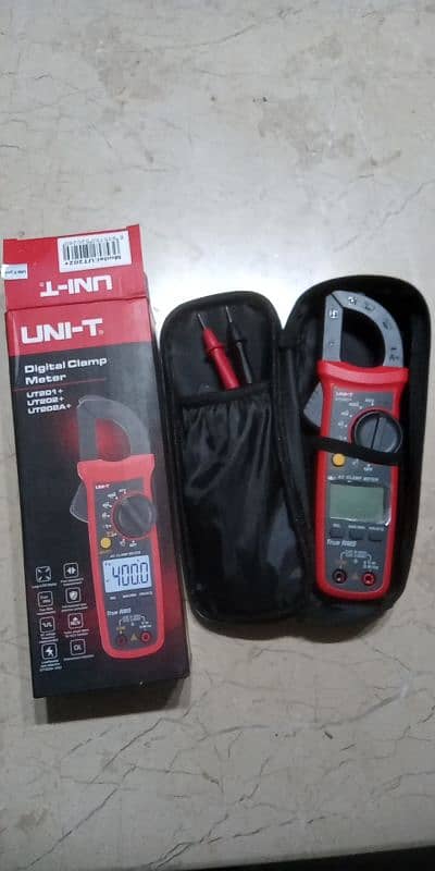 Uni-t Digital Clamp Meter Just Like New Only 1, 2 Time Used 5