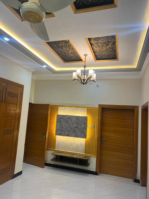 4.5 Marla house for sale in gulberg city 5