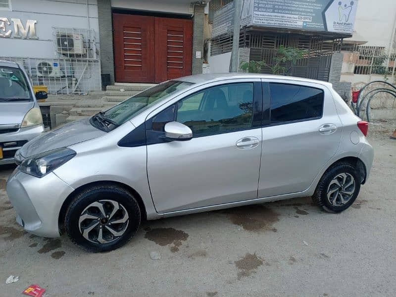 Toyota Vitz 2015 1