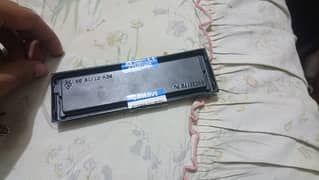 Samsung dd3 8gb rem new with warranty slip. .