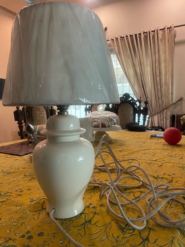 white glossy lamp with brand new lampshade 3