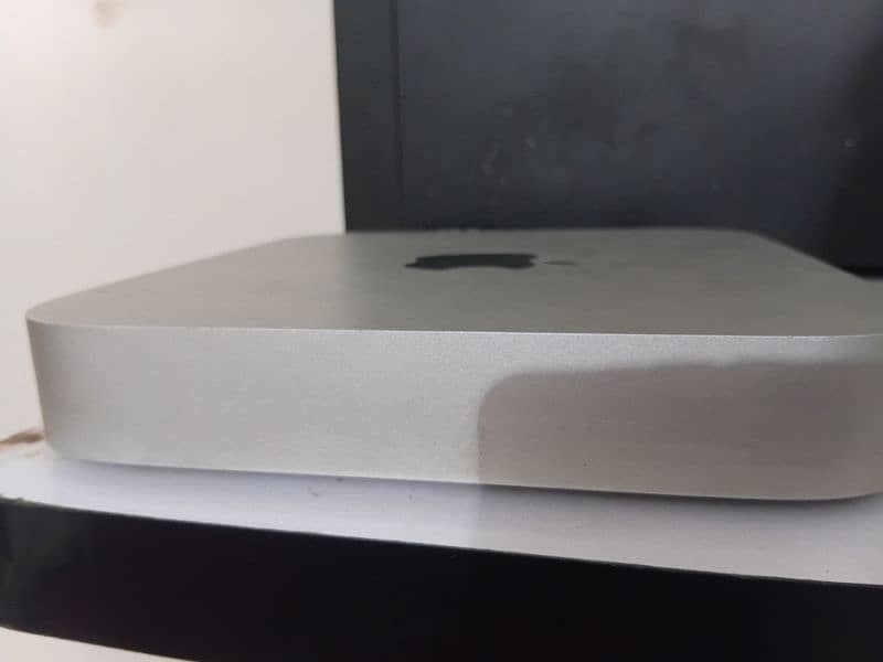 apple mac mini Sleek 2014 1