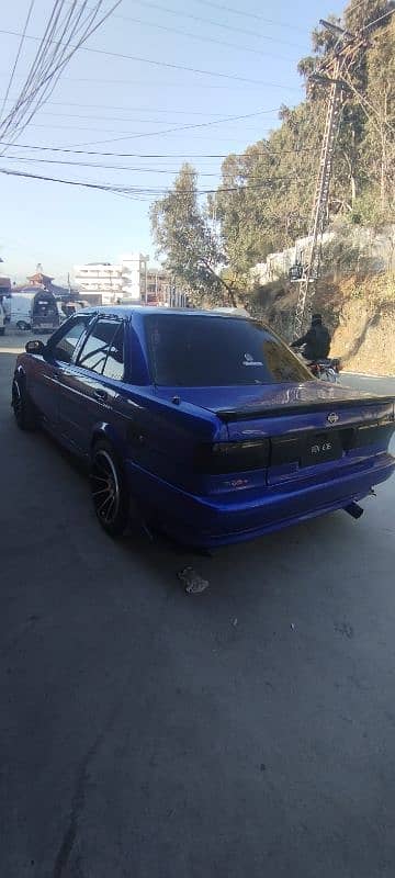 Nissan Sunny 1993 5