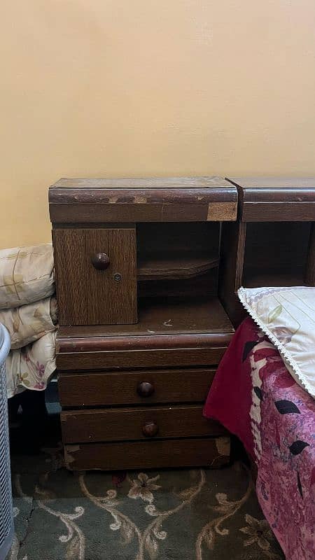 bed with dressing table 2