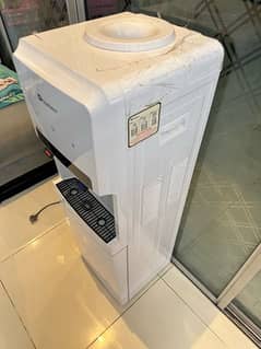 Dawlance Water Dispenser