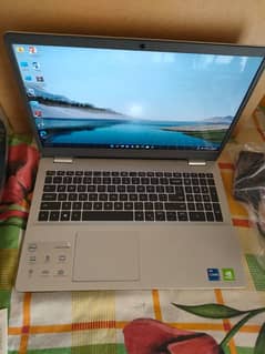 Dell Laptop Core i7 2TB SSD 32 GB Ram Warranty ma hai New hai