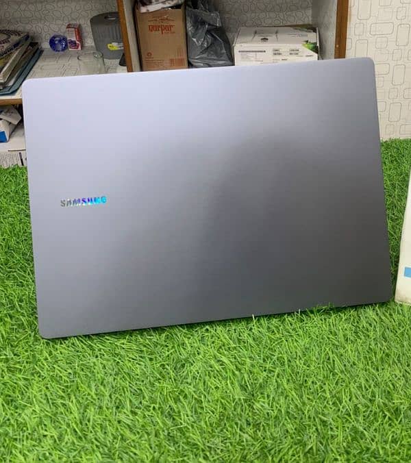 SAMSUNG GALAXY BOOK4 PRO CORE ULTRA 7 FOR SALE 2