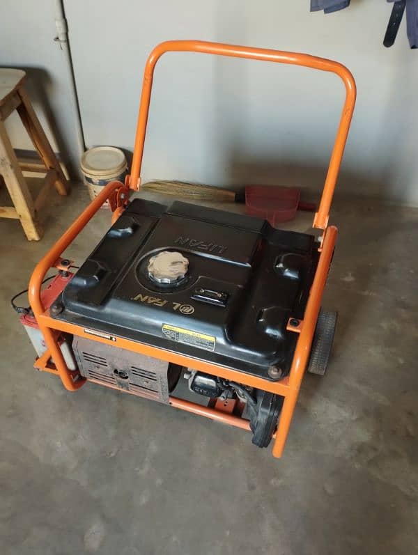 LIFAN Generator 2.8 kw /3.5 kVA - LF4200E - Self Start Petrol n Gas 1