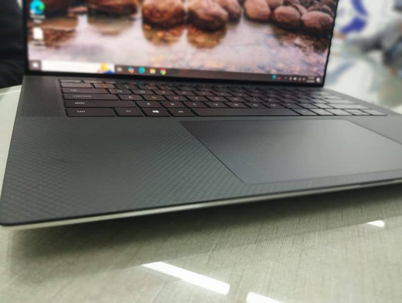 XPS 15  9500  i7 10th Gen 32GB 1TB 4