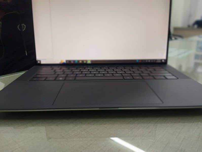 XPS 15  9500  i7 10th Gen 32GB 1TB 11