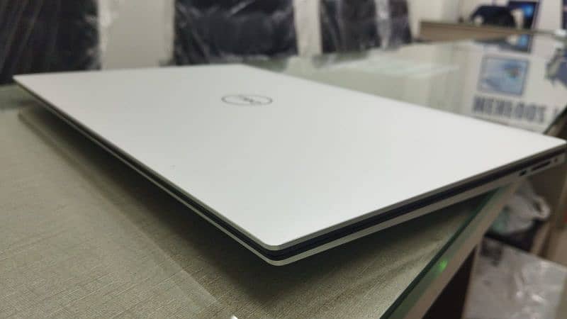 XPS 15  9500  i7 10th Gen 32GB 1TB 13