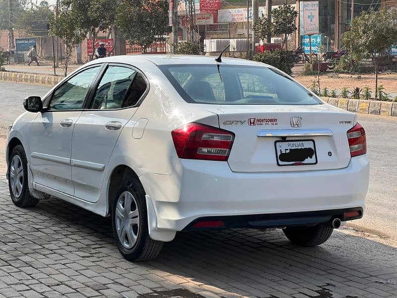 Honda City 2018 4