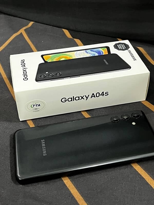 Samsung Galaxy A04s 4