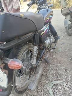 bike boht achi hain