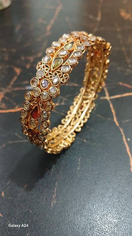 Royal Kundan Bangle and Earings 2