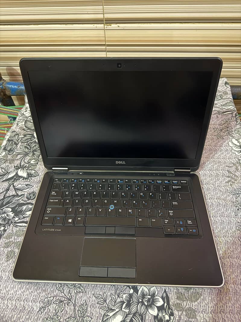 Dell Latitude E7440 Core i5-4310U | 8 GB Ram 0