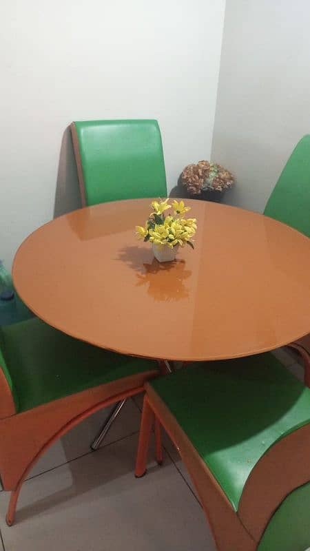 4 seater dining table 3