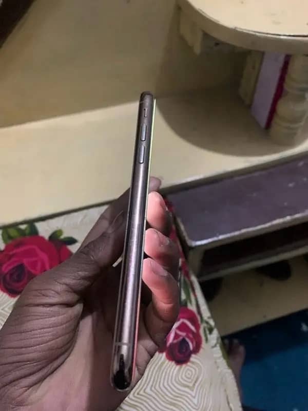 iphone xs 64gb non pta factory unlocked 2