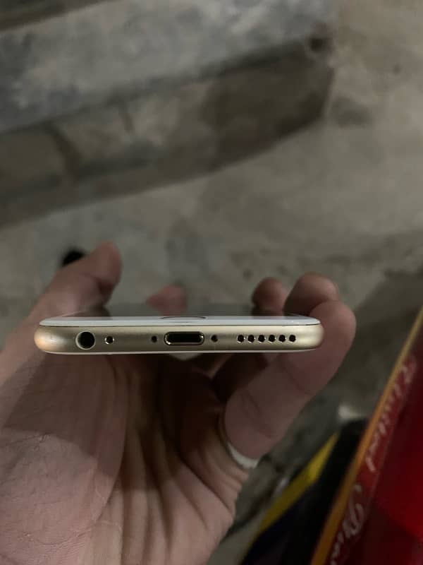 Iphone 6s 64gb (Non-PTA) 1