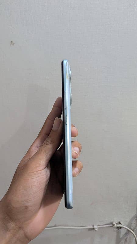 Vivo Y55. 3