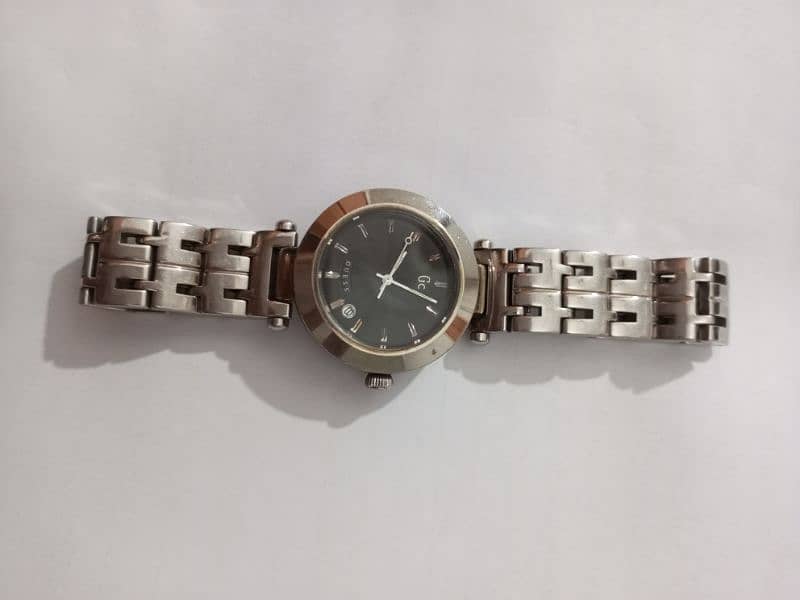 Guess collection wrist watch urgent sale 7