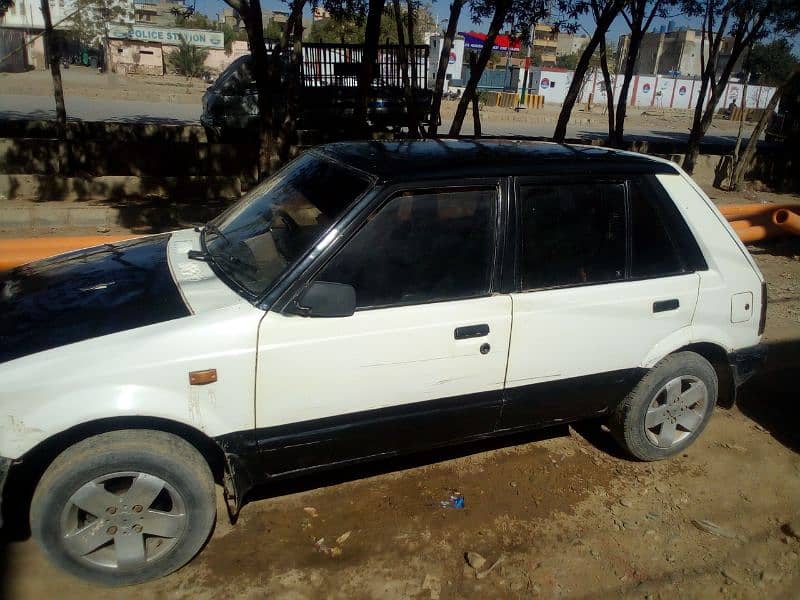 Daihatsu Charade 1985 0