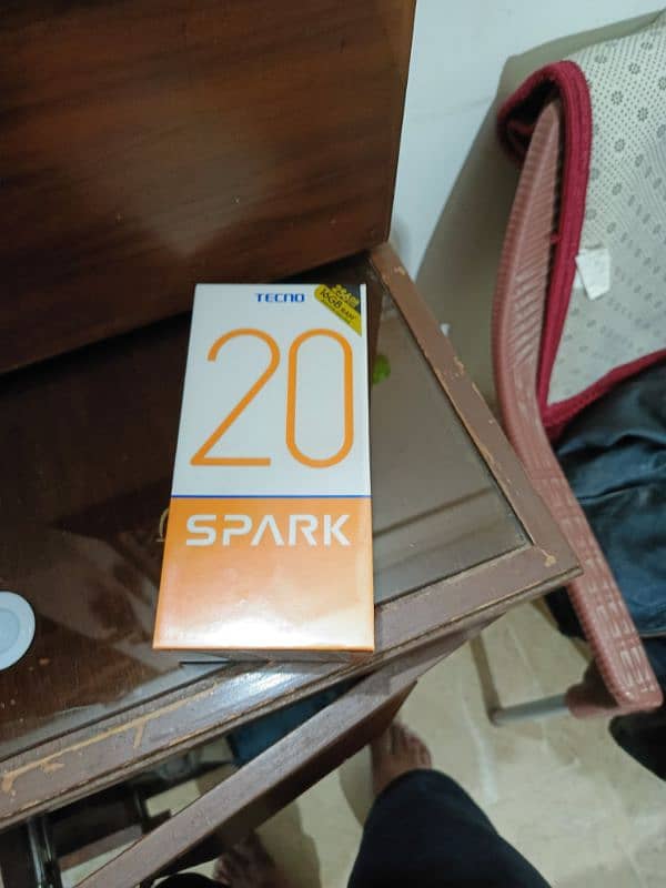 Tecno spark 20 0