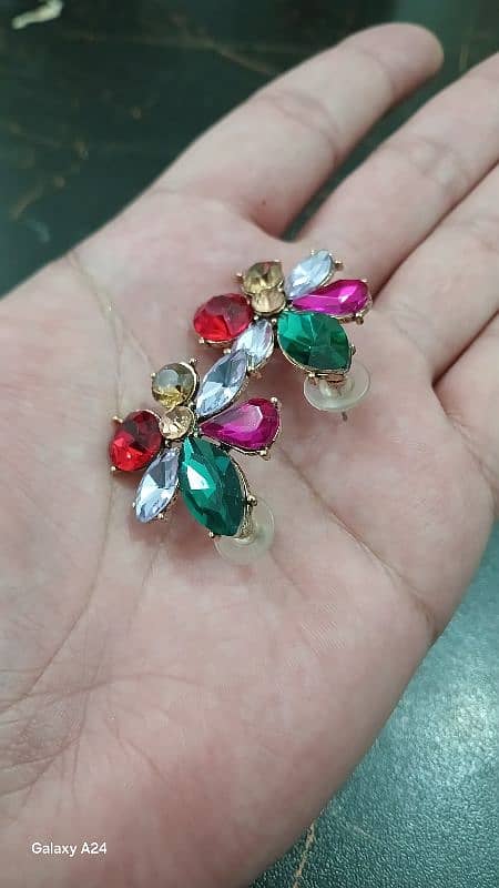 Multicolor Earrings & Emerald Statement Ring 0