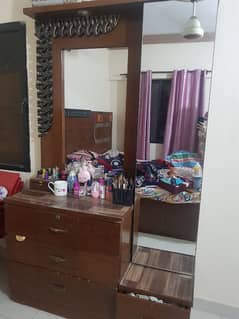 Dressing Table for Sale