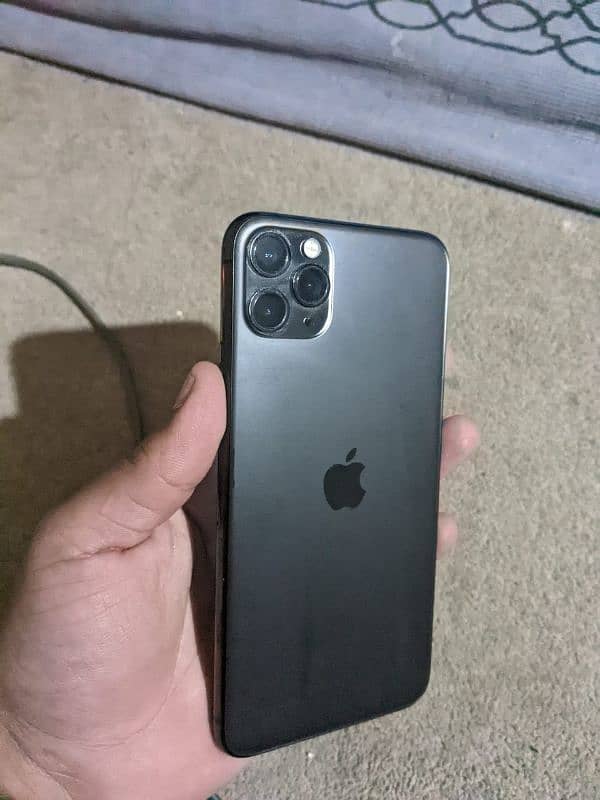 iPhone 11 pro max 256gb PTa approved ha 7