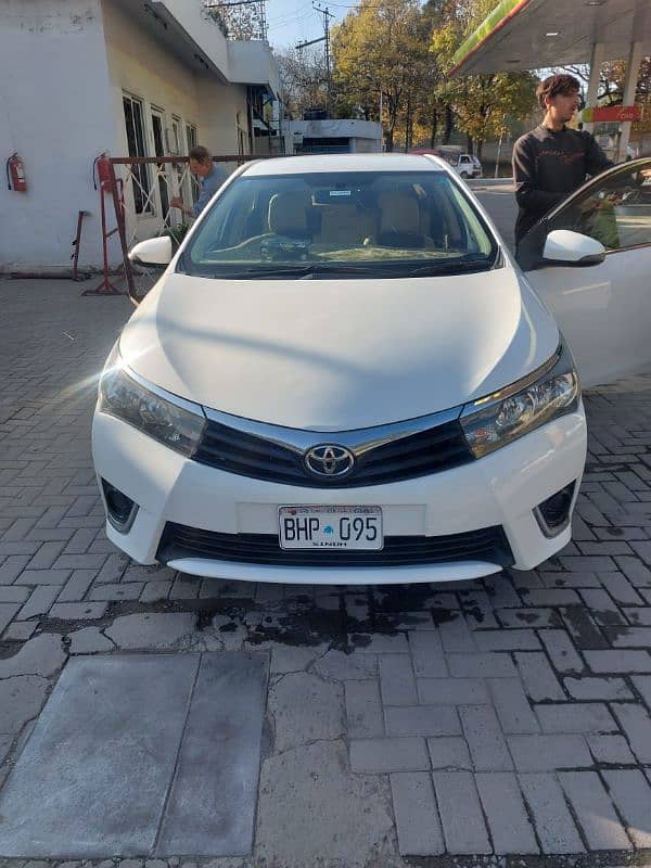 Toyota Corolla Altis 2017 1