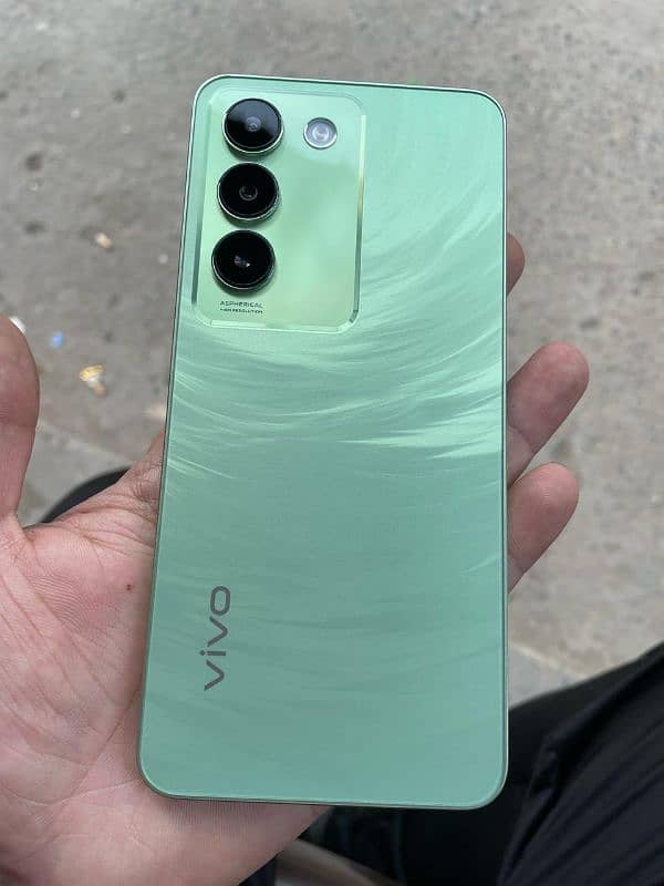 Vivo Y100 256Gb 0