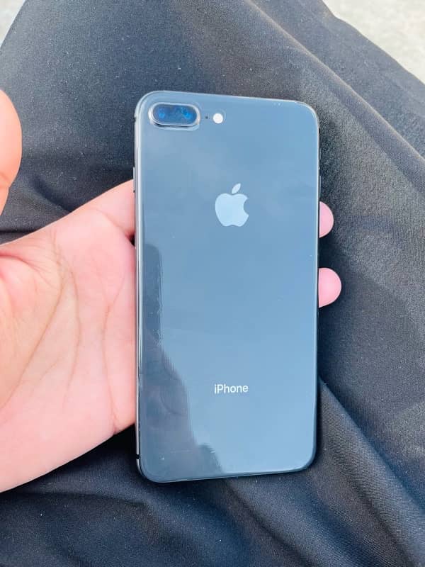 iPhone 8plus 1