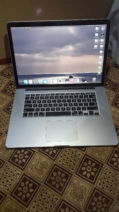 Apple Mac Book Pro MID 15 With Orignal Charger