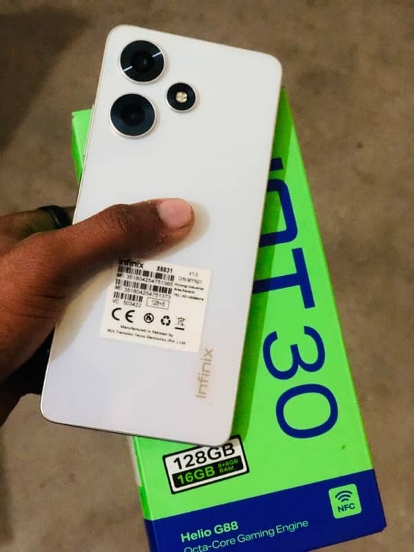 Infinix hot 30 with box Total ok 23k final 03187876740 1