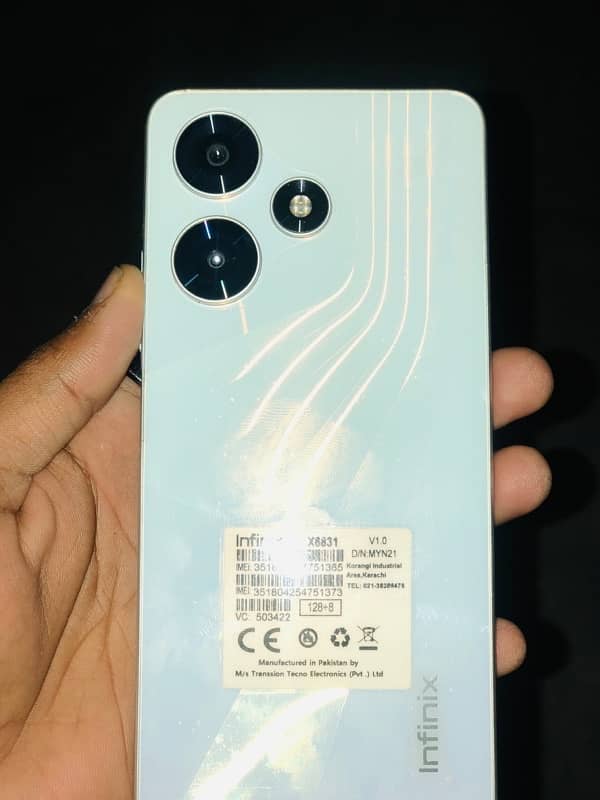 Infinix hot 30 with box Total ok 23k final 03187876740 3