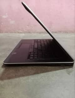 Dell Laptop Core i7 4th Generation