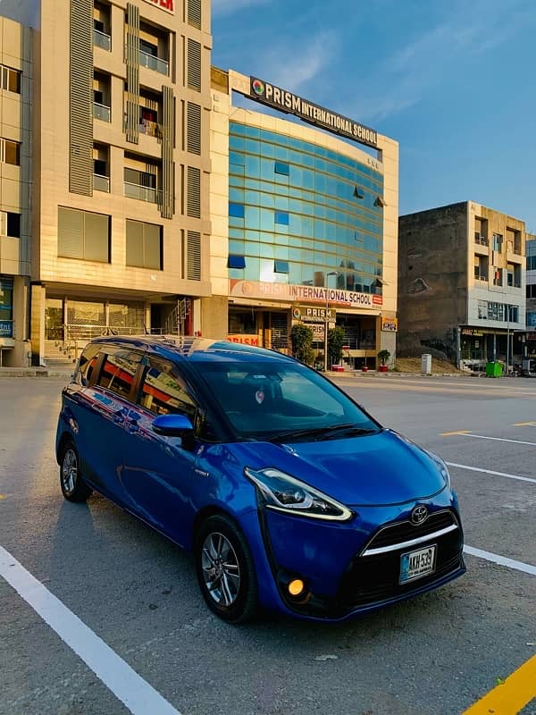 Toyota Sienta 2016 2