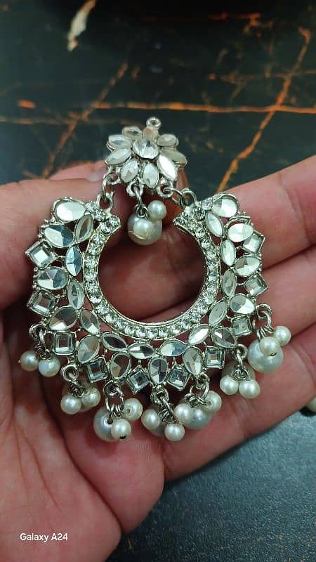 Silver Kundan Pearl Earrings 1