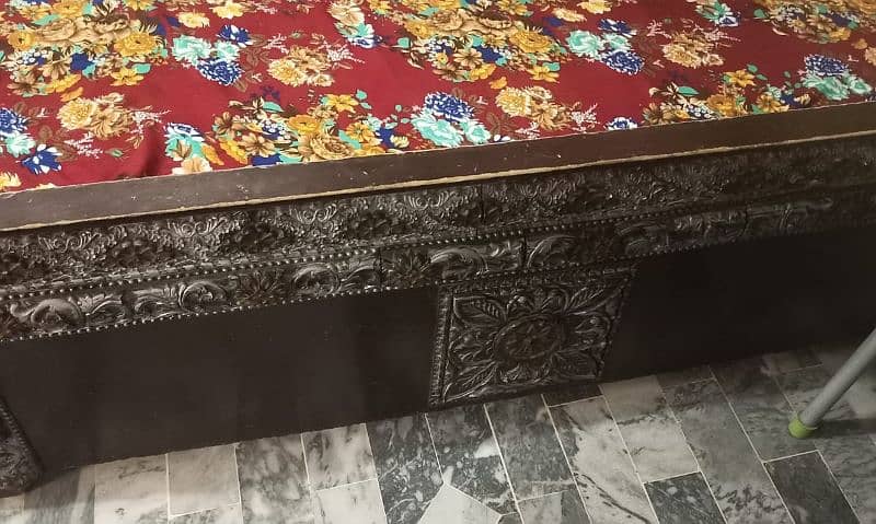 Furnitur 4