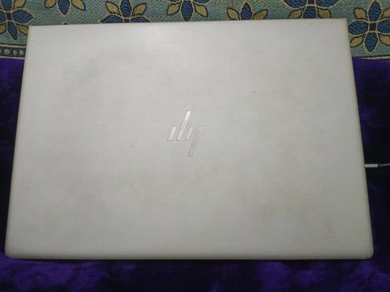 hp elitebook 840G5 i7 8 gen 16 / 512 1