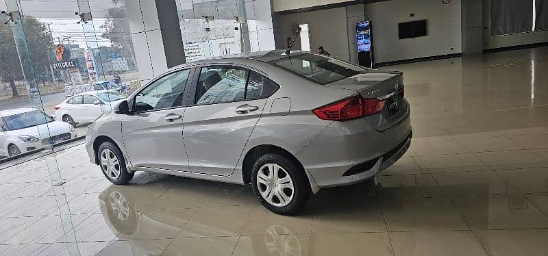 Honda City IVTEC 2025 1