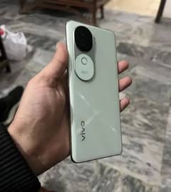 Vivo V40e