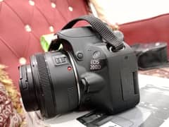 Canon 200D with tripod