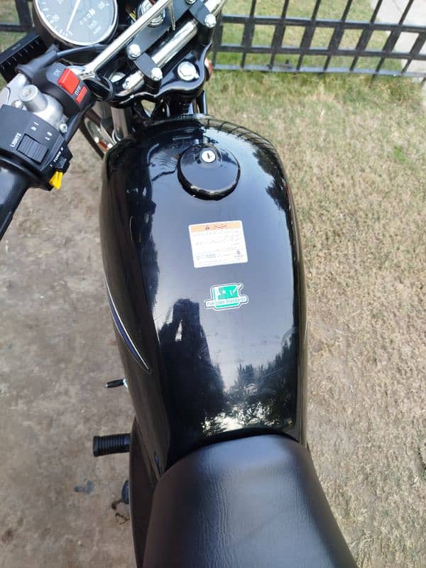 Suzuki gs 150 Black Amazing Condition 6