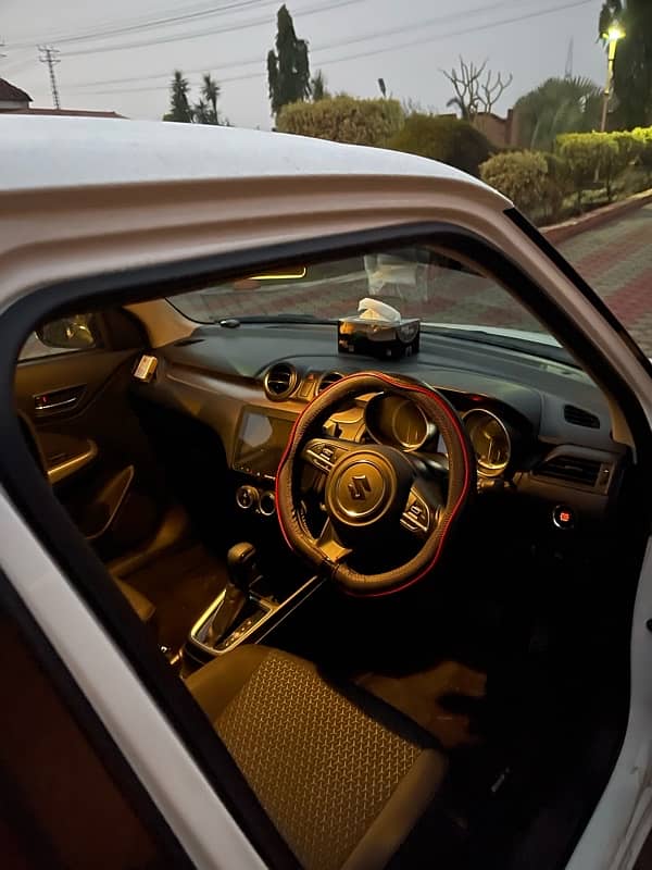 Suzuki Swift 2023 11