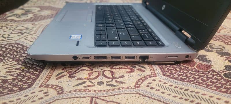 HP ProBook  Window 10 Pro 1